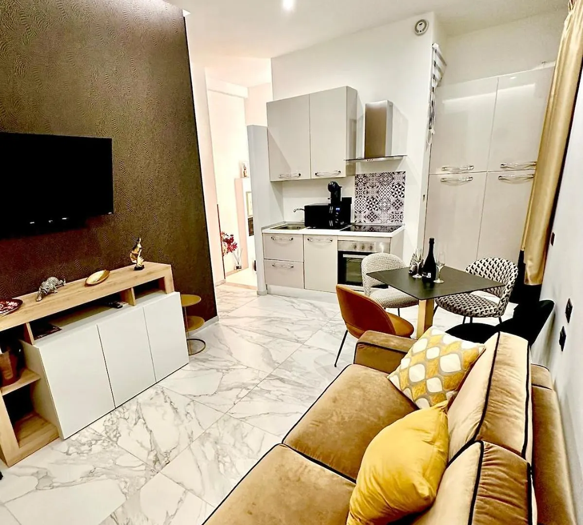 Quo Vadis Apartment Rome Italy
