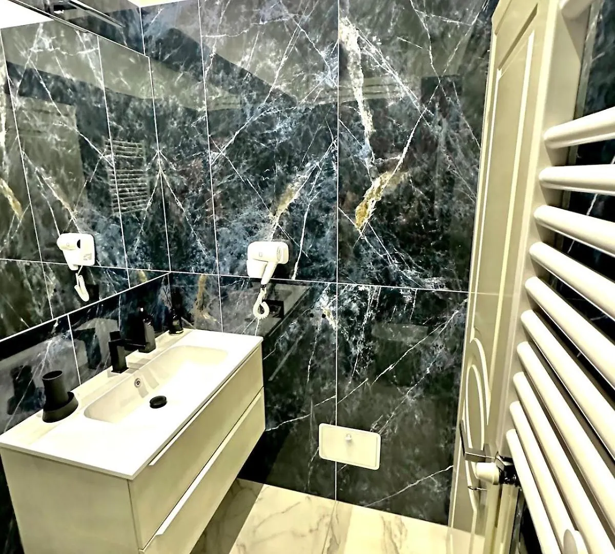 Quo Vadis Apartment Rome 0*,  Italy